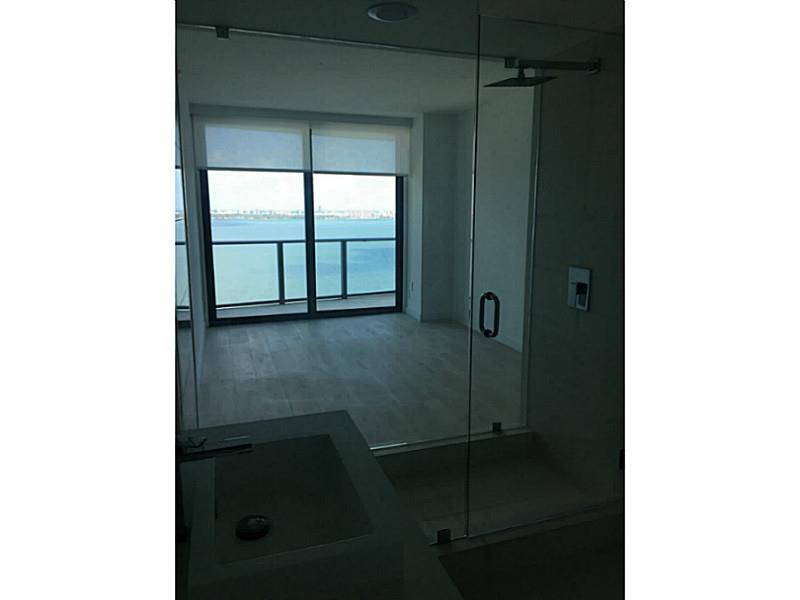 ICON BAY - Residential Lease
