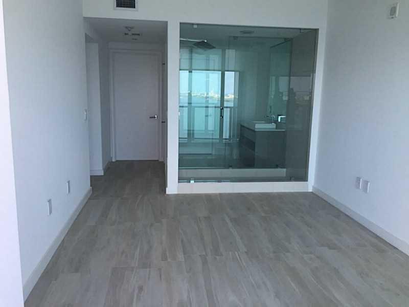 ICON BAY - Residential Lease