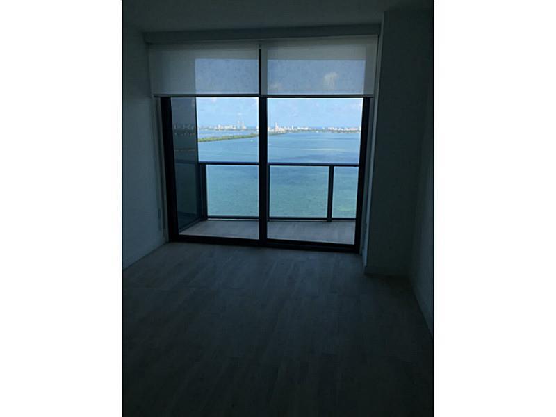 ICON BAY - Residential Lease