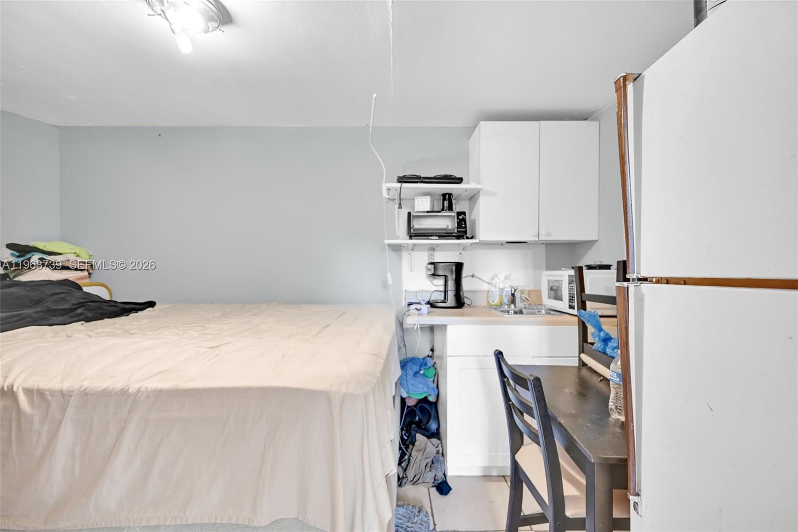 RIVERSIDE FARMS - Residential Income