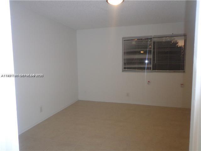 CORAL KEY CONDO - Residential