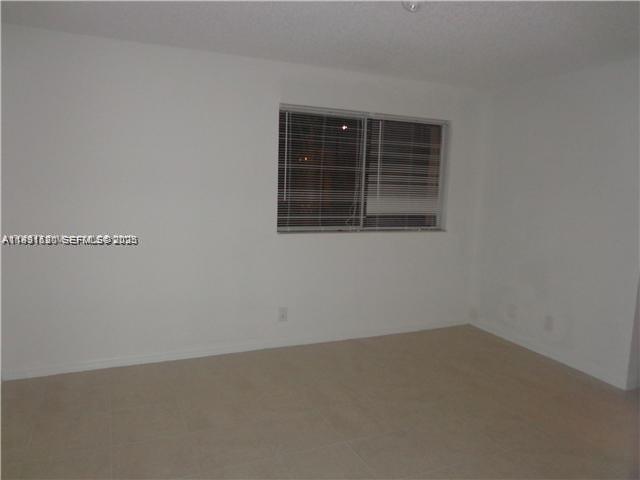 CORAL KEY CONDO - Residential