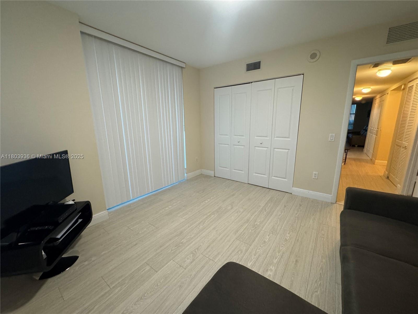 TAO SAWGRASS CONDOMINIUM - Residential