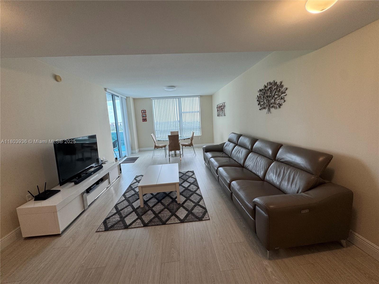 TAO SAWGRASS CONDOMINIUM - Residential
