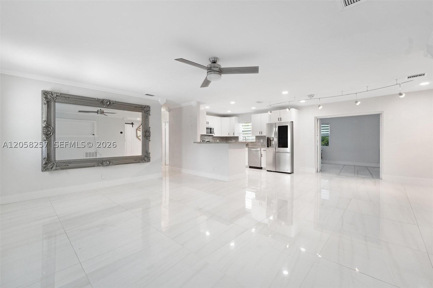CORAL MANOR FOURTH ADD - Residential