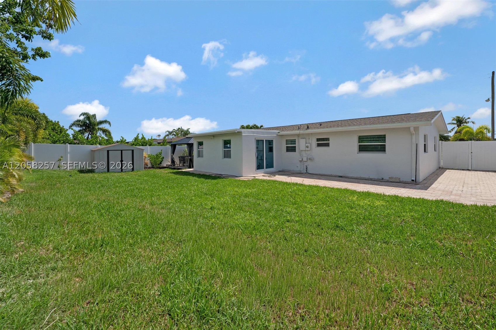 CORAL MANOR FOURTH ADD - Residential
