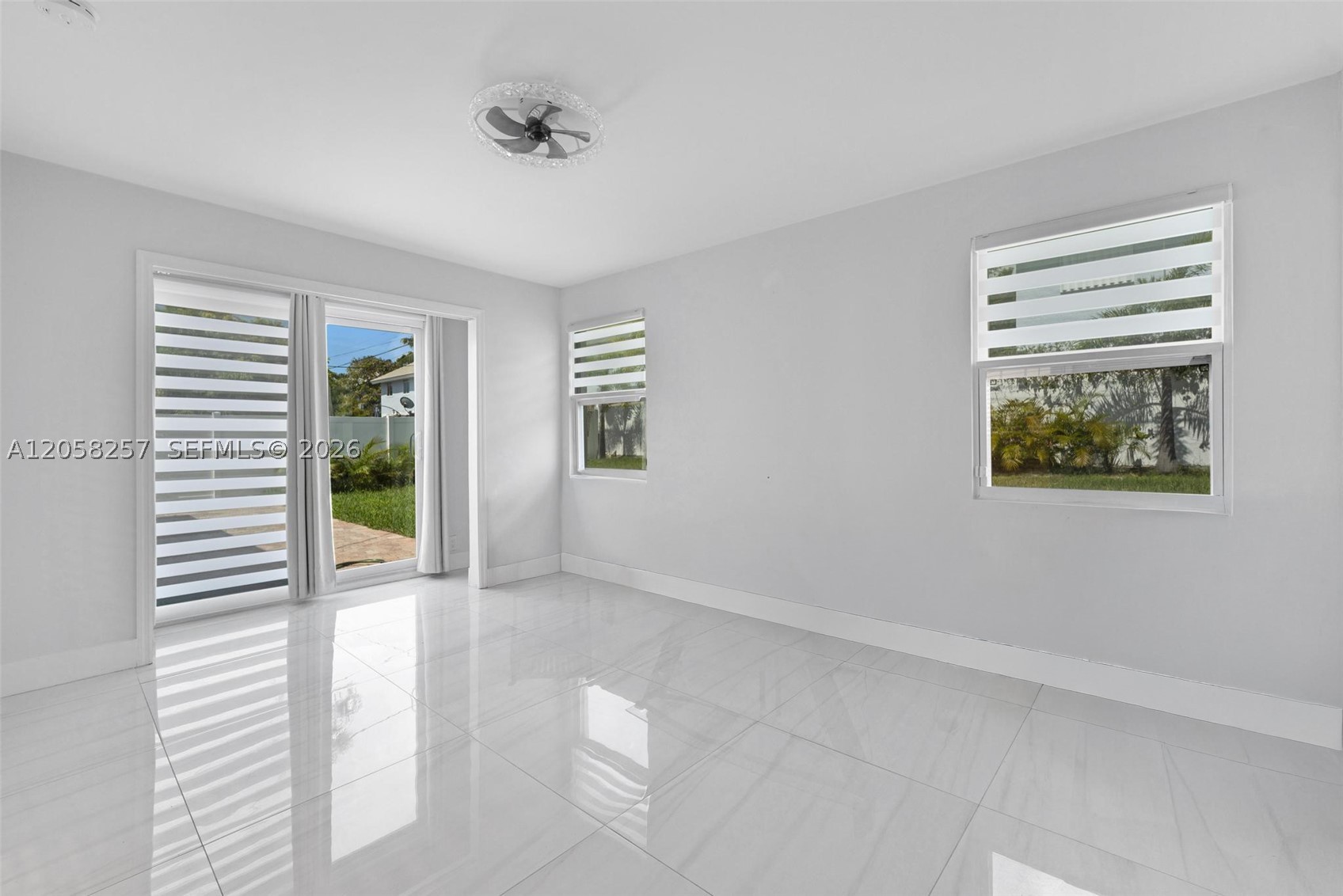 CORAL MANOR FOURTH ADD - Residential