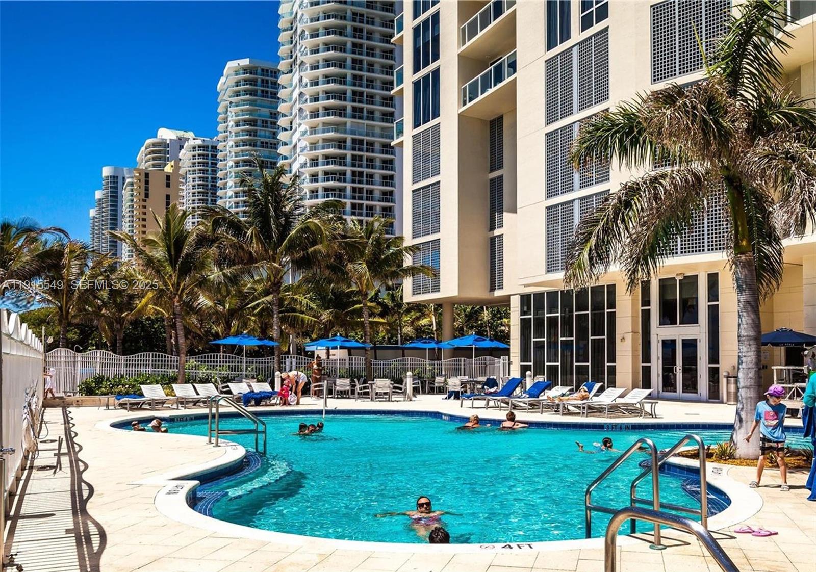 LA PERLA CONDO - Residential