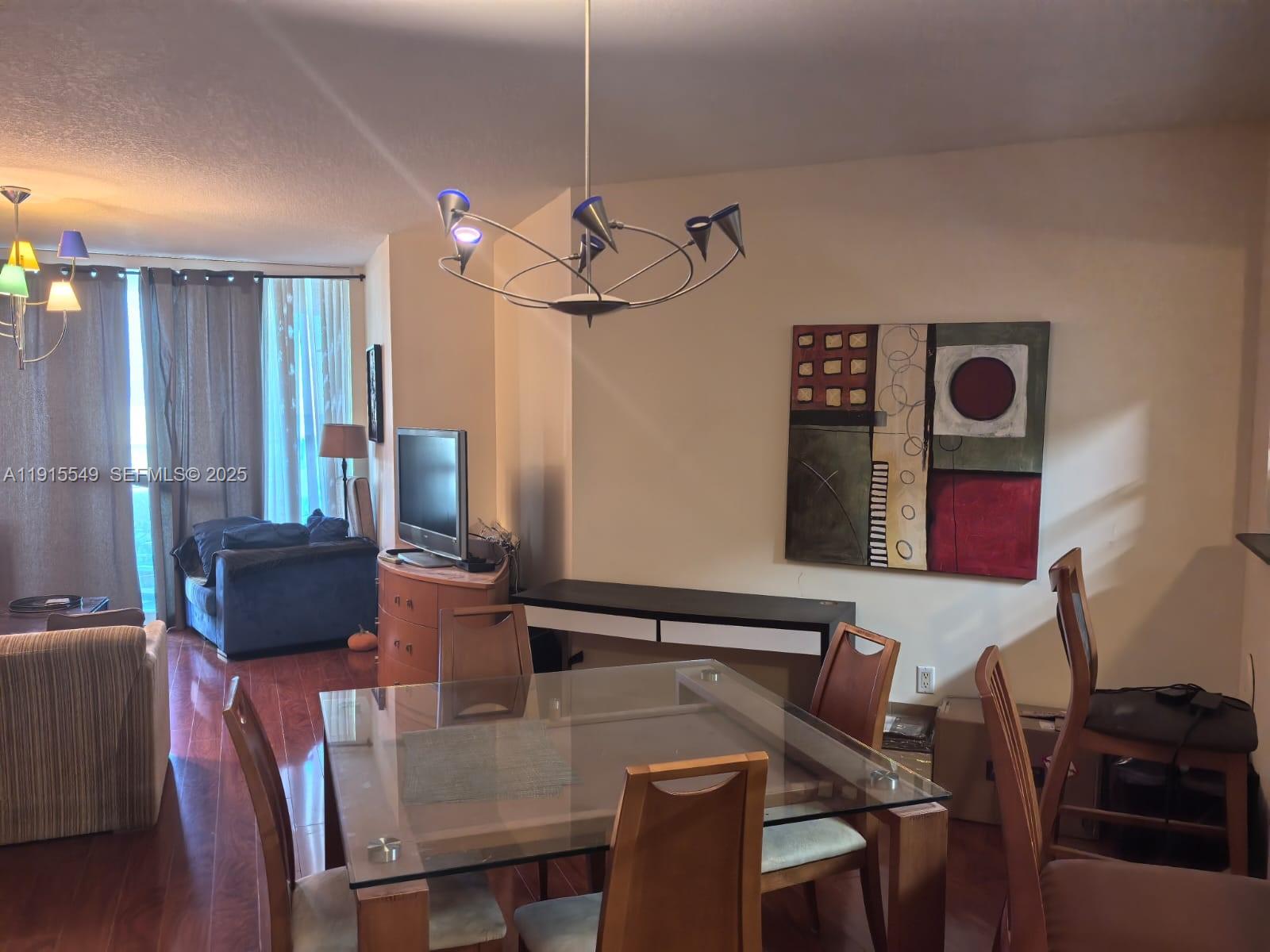 LA PERLA CONDO - Residential