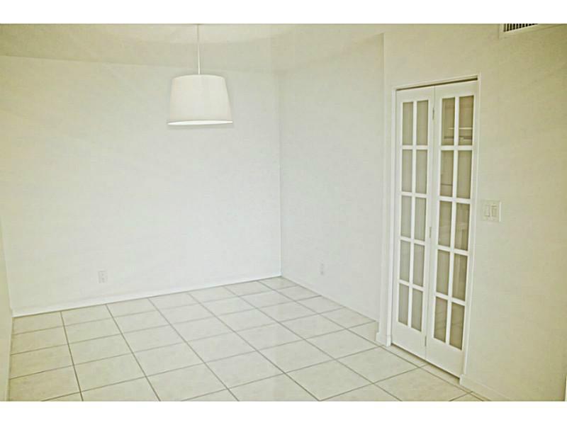 ISLAND BREAKERS CONDO - Residential Lease