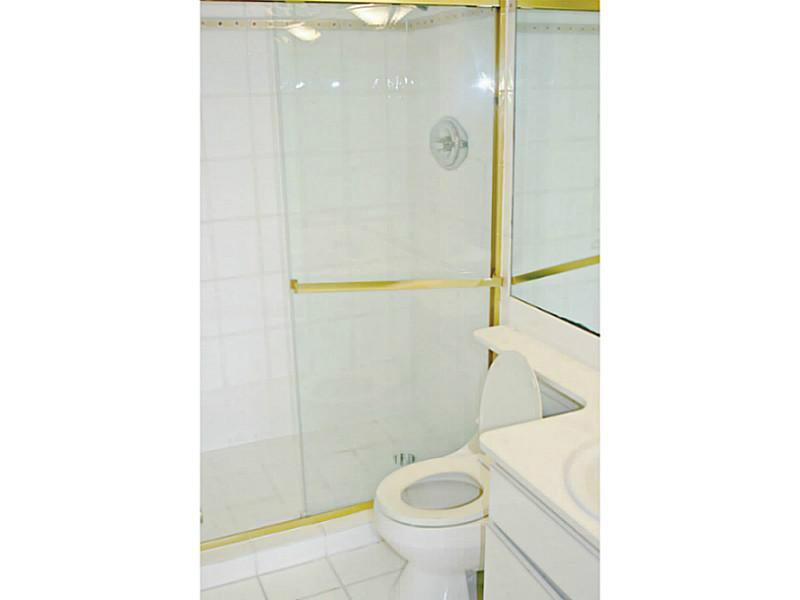 ISLAND BREAKERS CONDO - Residential Lease