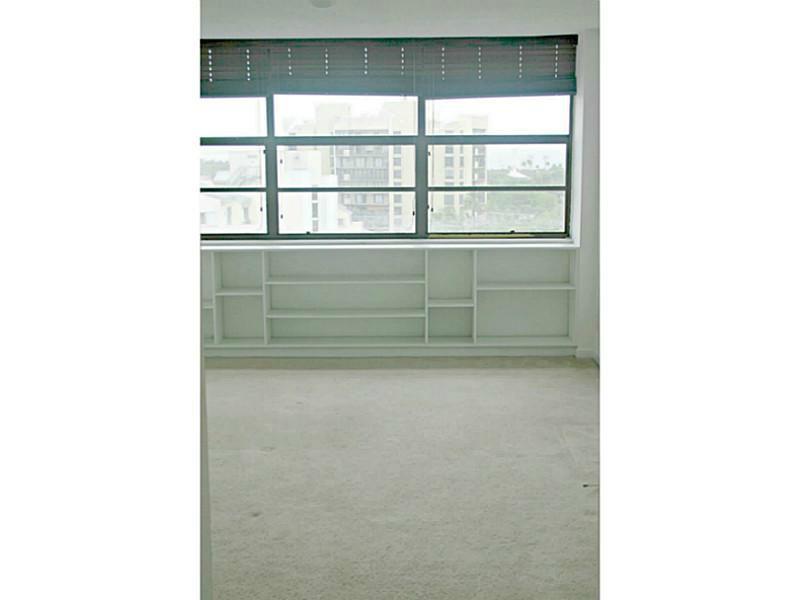 ISLAND BREAKERS CONDO - Residential Lease