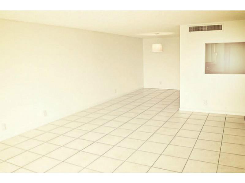 ISLAND BREAKERS CONDO - Residential Lease