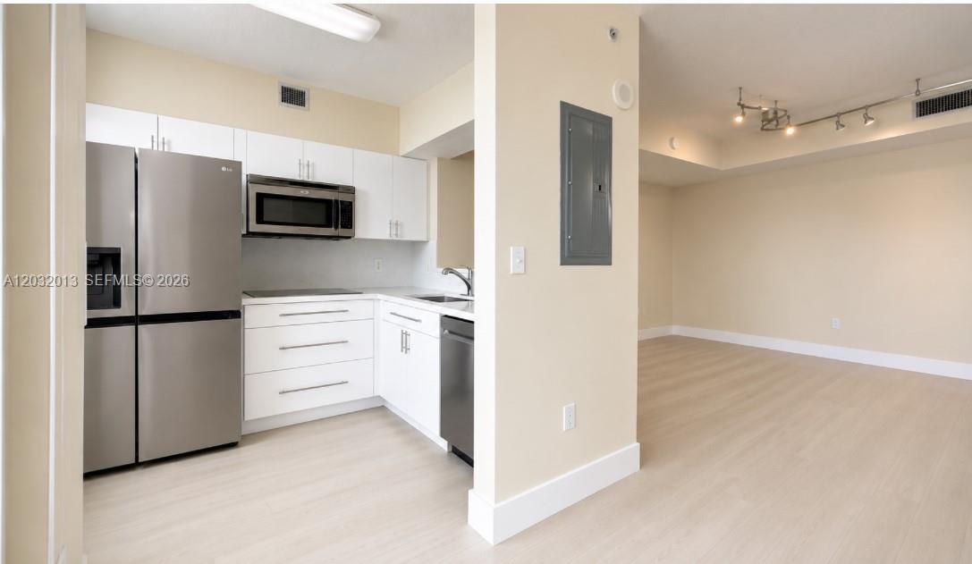 ALTOS DE MIAMI CONDO - Residential