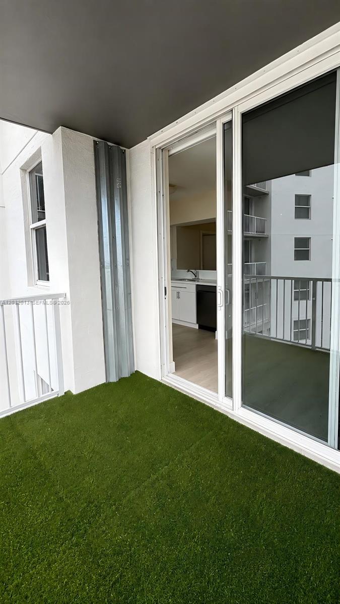 ALTOS DE MIAMI CONDO - Residential