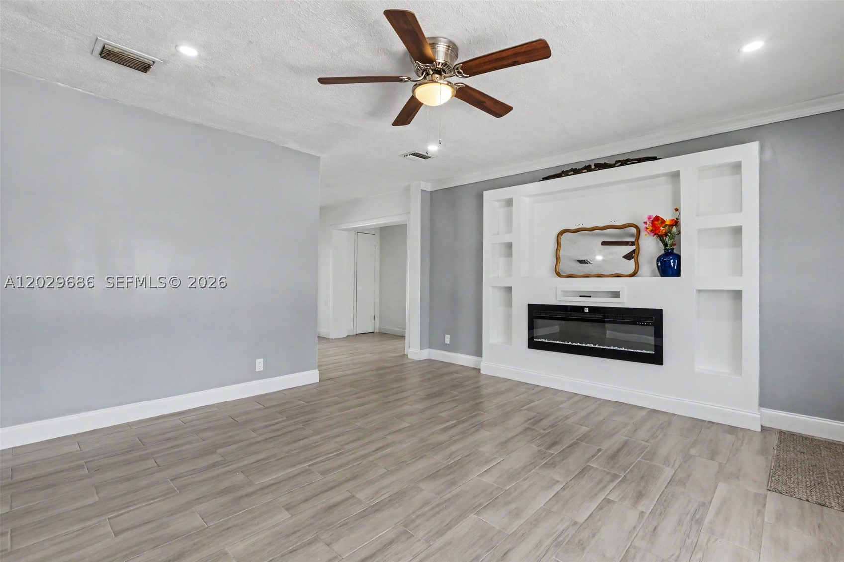 BROADVIEW COUNTRY CLUB ES - Residential
