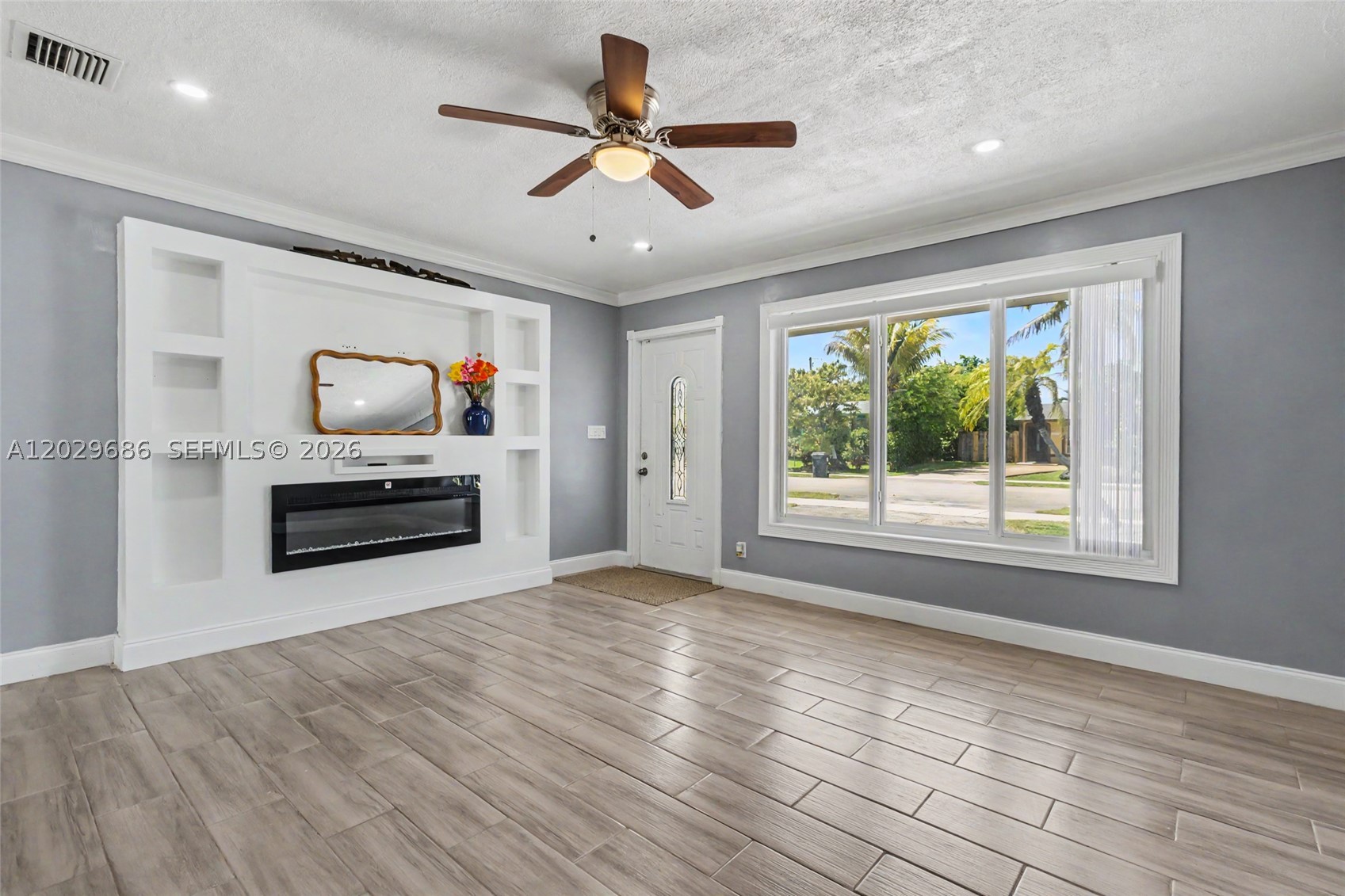BROADVIEW COUNTRY CLUB ES - Residential