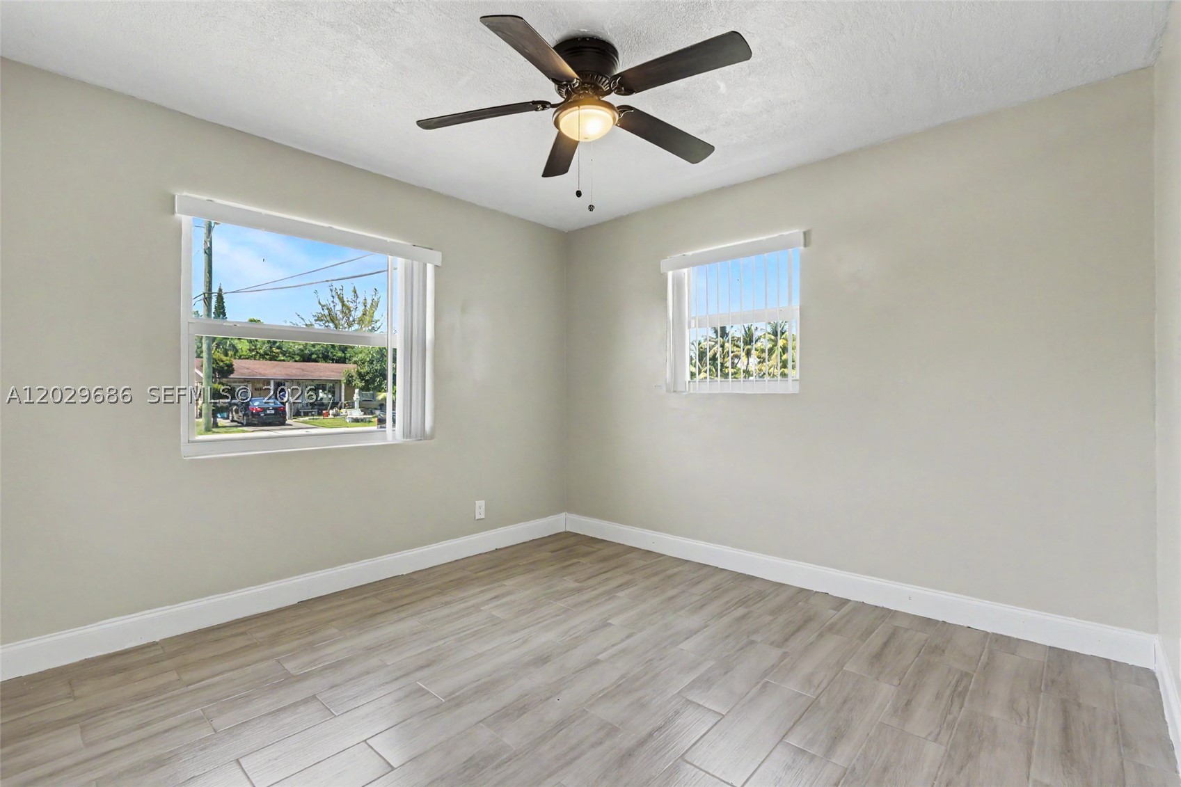 BROADVIEW COUNTRY CLUB ES - Residential