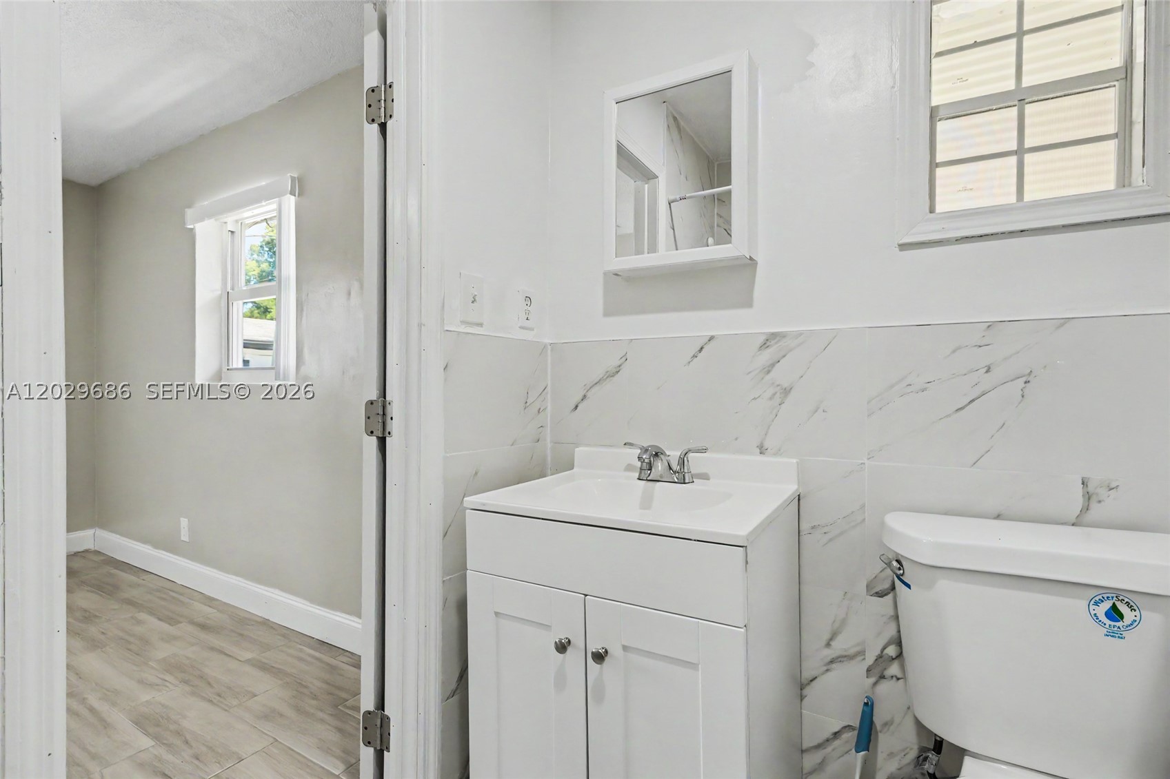 BROADVIEW COUNTRY CLUB ES - Residential