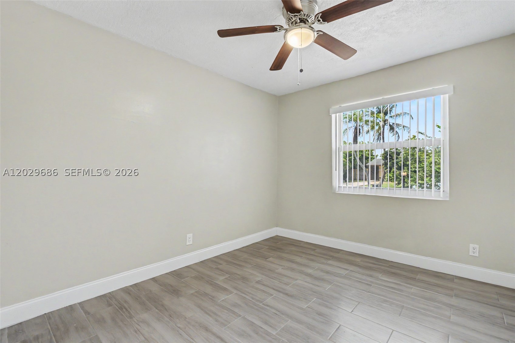 BROADVIEW COUNTRY CLUB ES - Residential