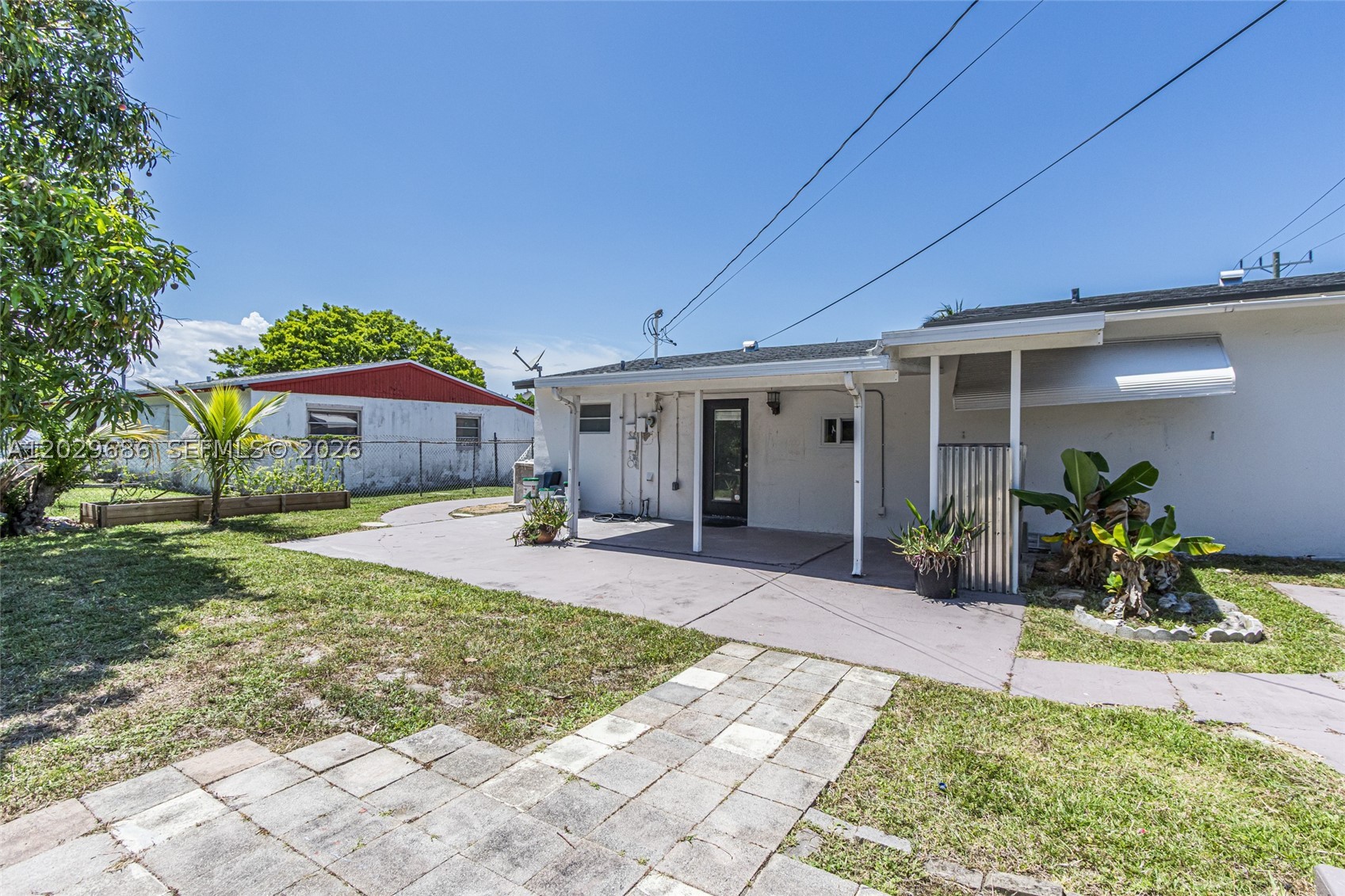 BROADVIEW COUNTRY CLUB ES - Residential