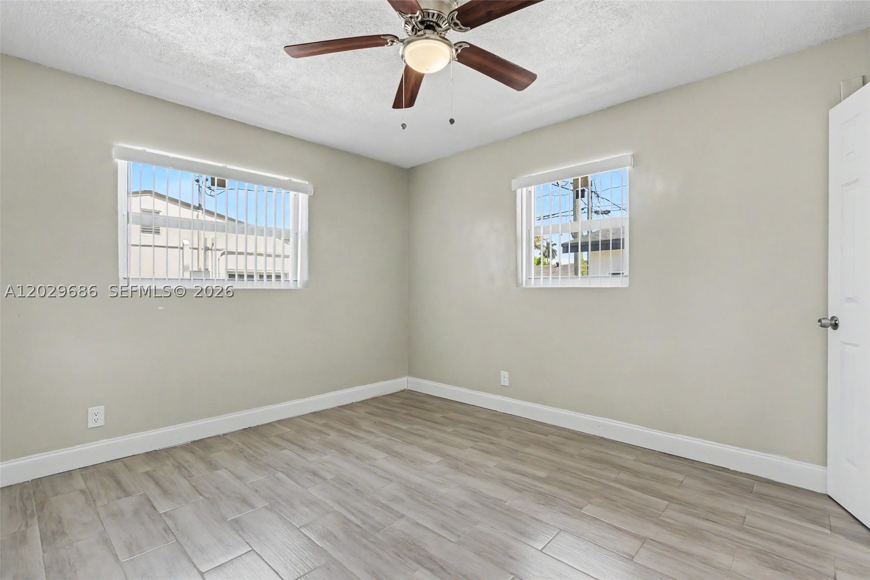 BROADVIEW COUNTRY CLUB ES - Residential