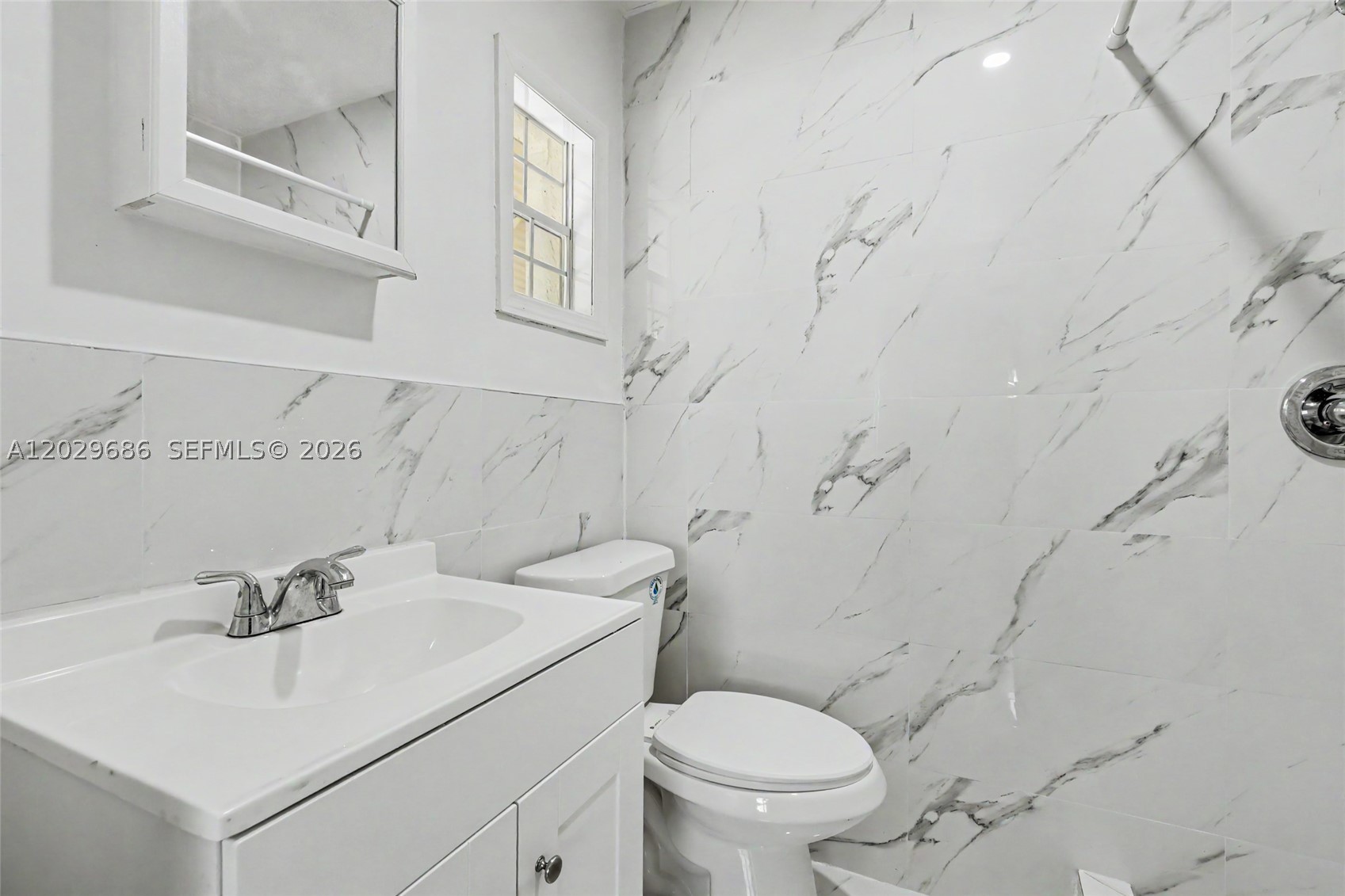BROADVIEW COUNTRY CLUB ES - Residential