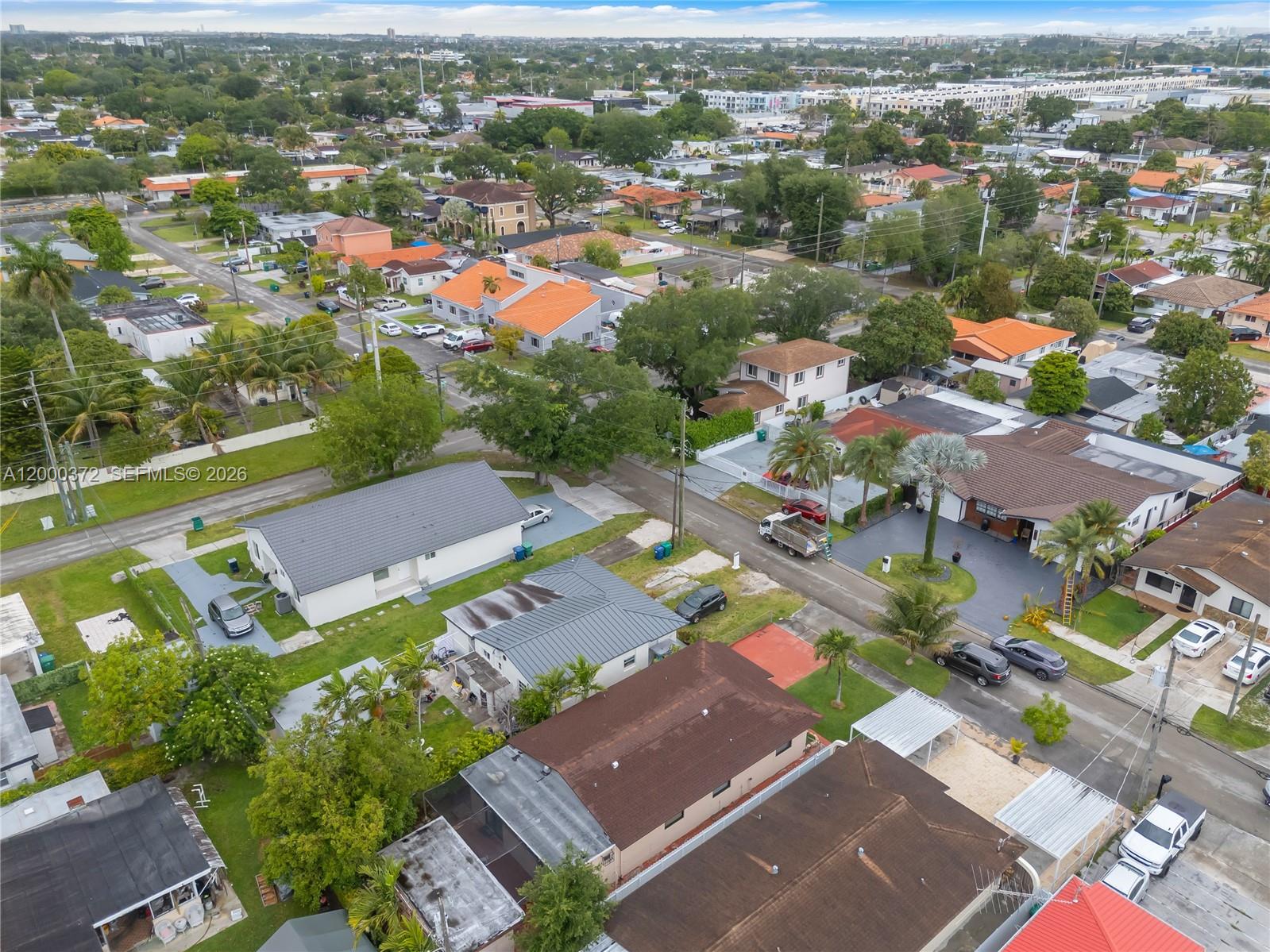TAMIAMI CITY - Residential