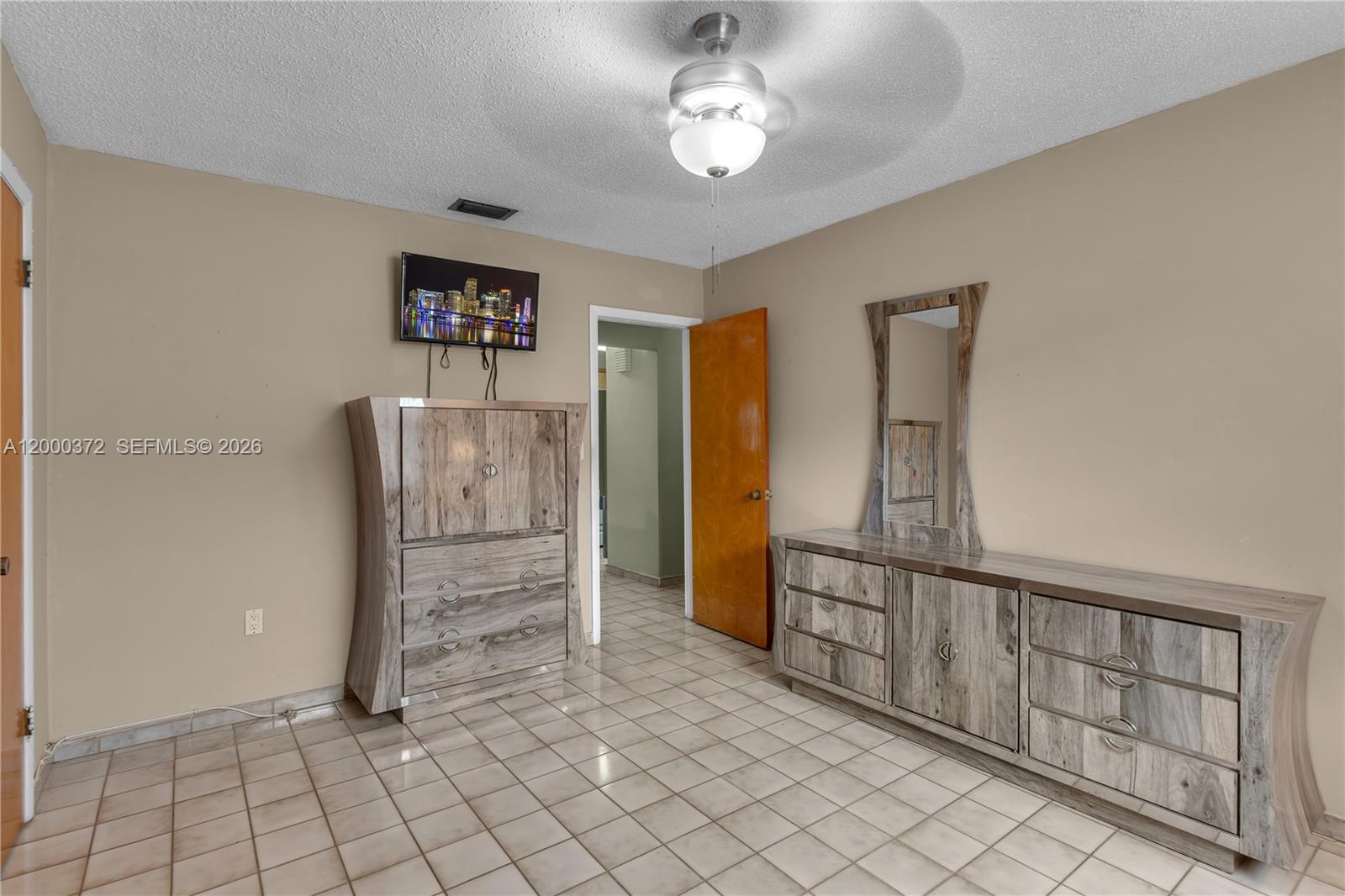TAMIAMI CITY - Residential