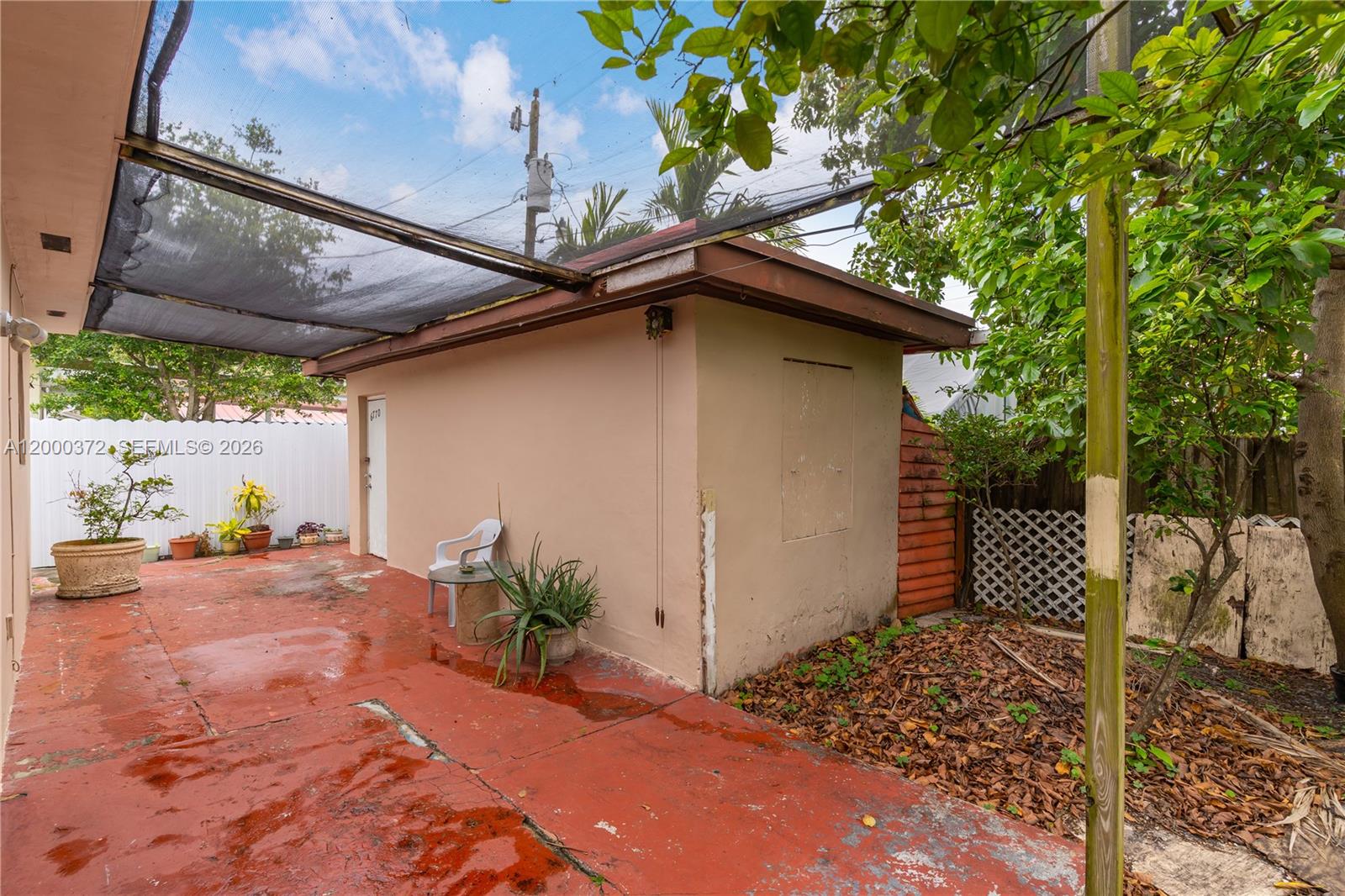 TAMIAMI CITY - Residential
