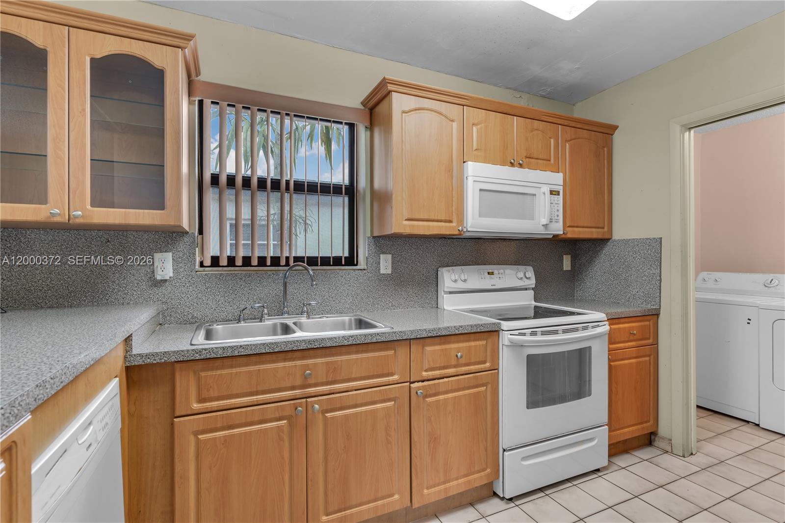 TAMIAMI CITY - Residential