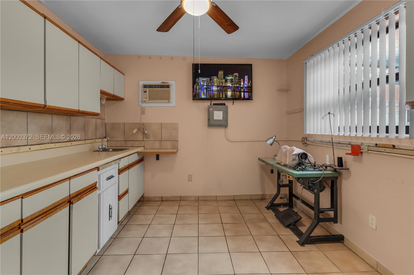 TAMIAMI CITY - Residential