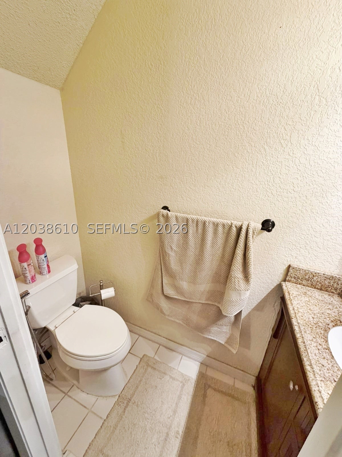 PEMBROKE POINTE - Residential