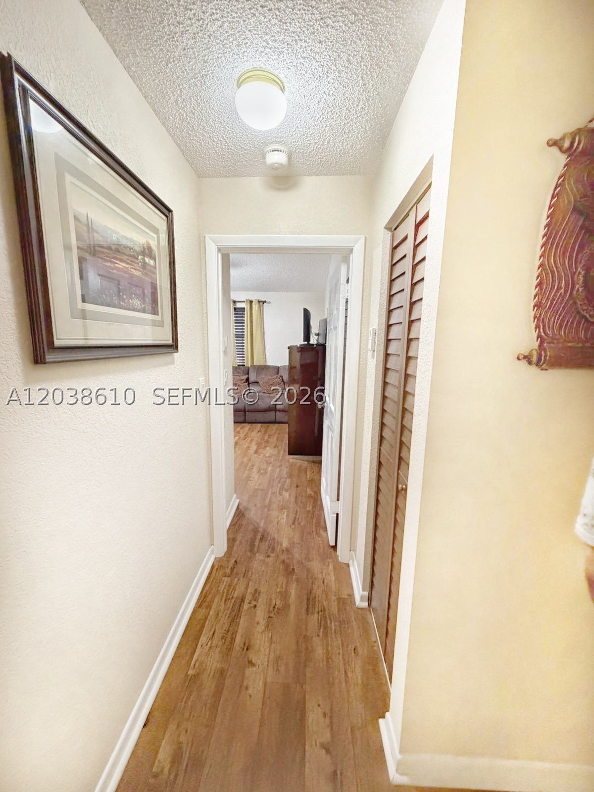 PEMBROKE POINTE - Residential