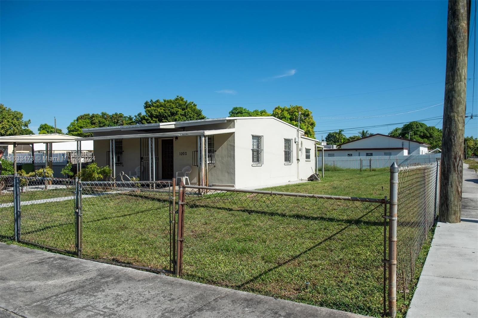 **Investment Opportunity**
Oversized property for sale in rapidly growing area of Hialeah, centrally located, just minutes from Miami International Airport. Home is a 2/1 that can be expanded, or take advantage of the almost 9,000 sqft lot and a build a home to  your liking.