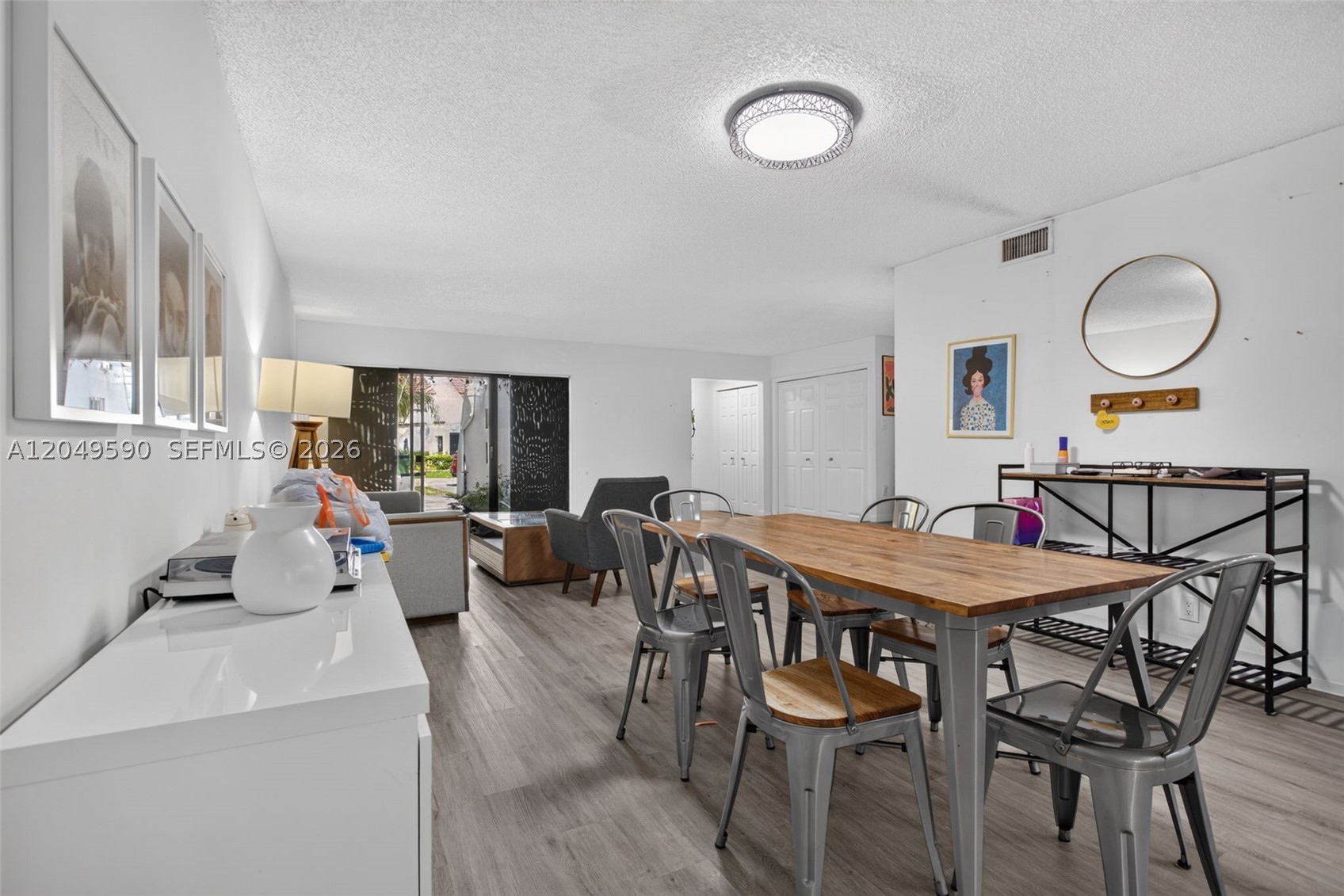 TOWNHOUSE VILLAGE AT BONA - Residential Lease