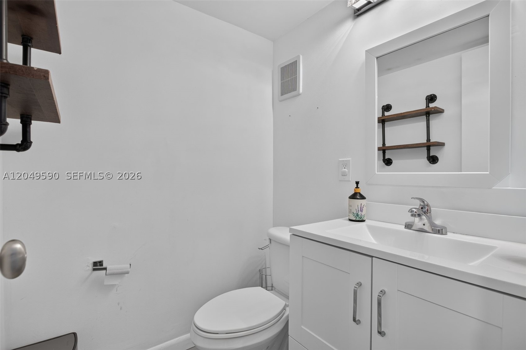 TOWNHOUSE VILLAGE AT BONA - Residential Lease