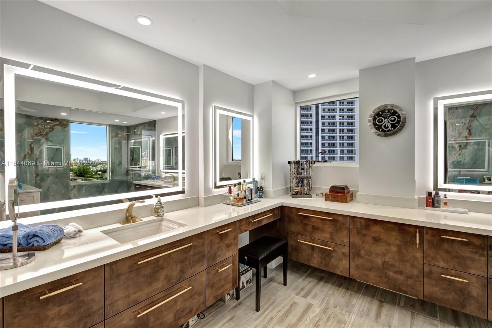ATLANTIC I AT THE POINT C - Residential