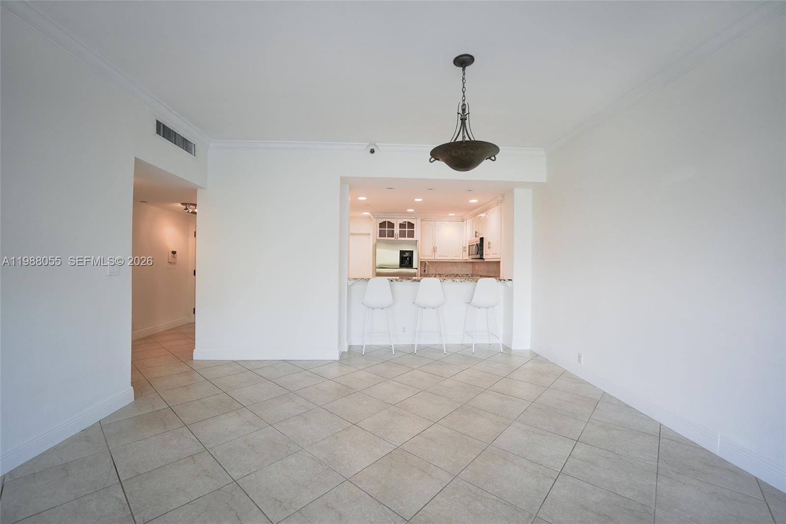 THE EMERALDBAY @ KEY COLO - Residential