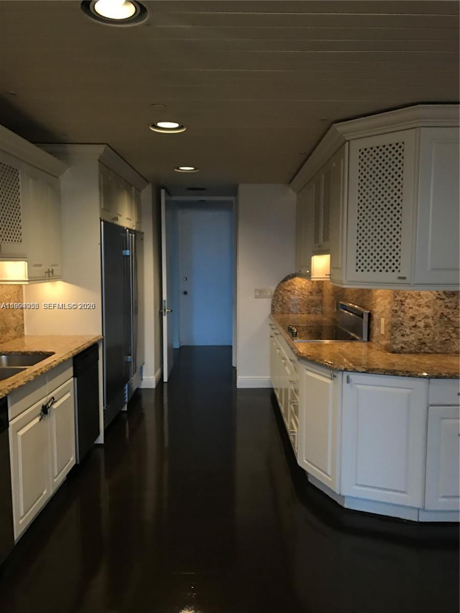 TURNBERRY ISLE CONDO - Residential