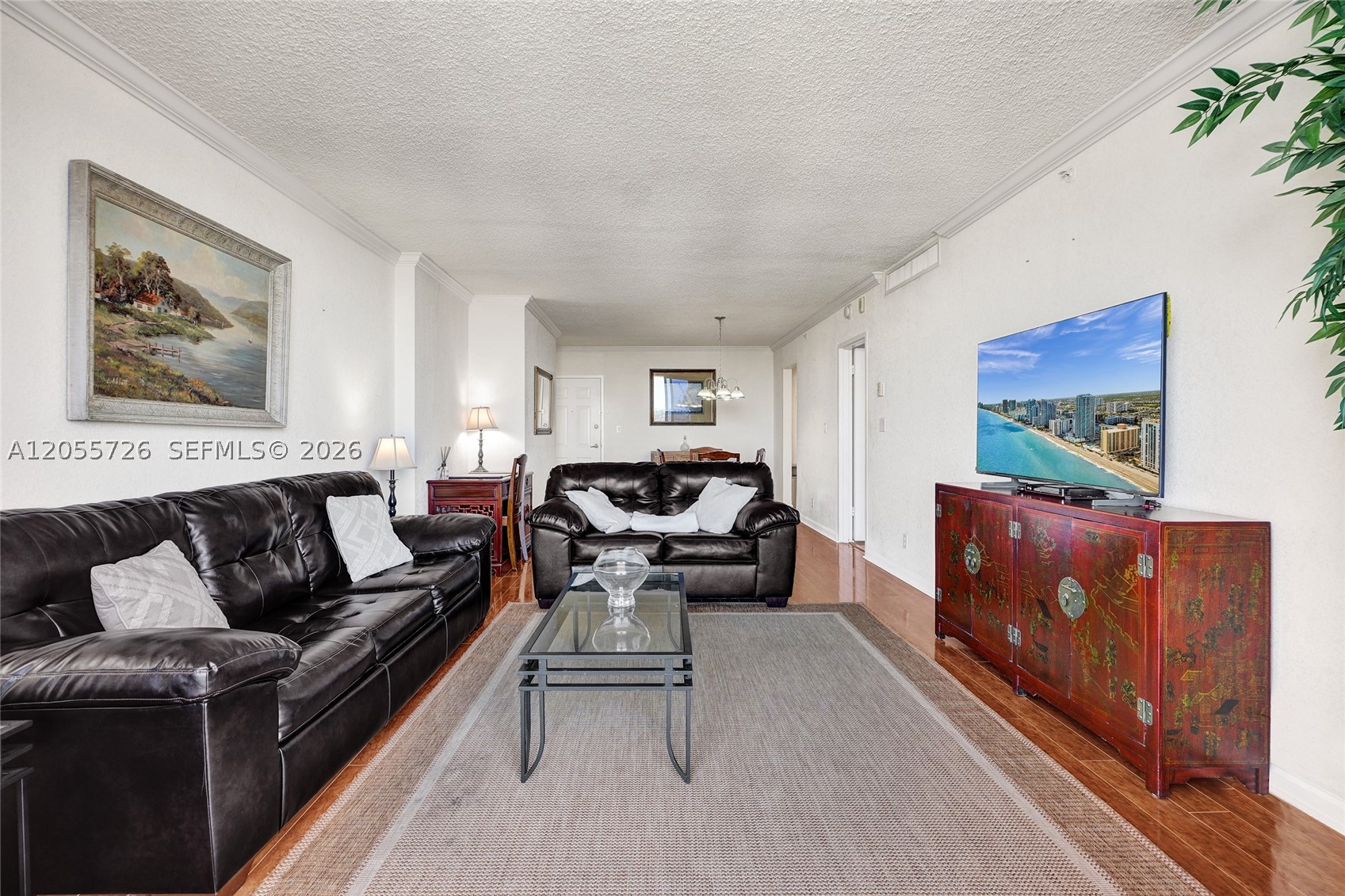 WAVE CONDO - Residential