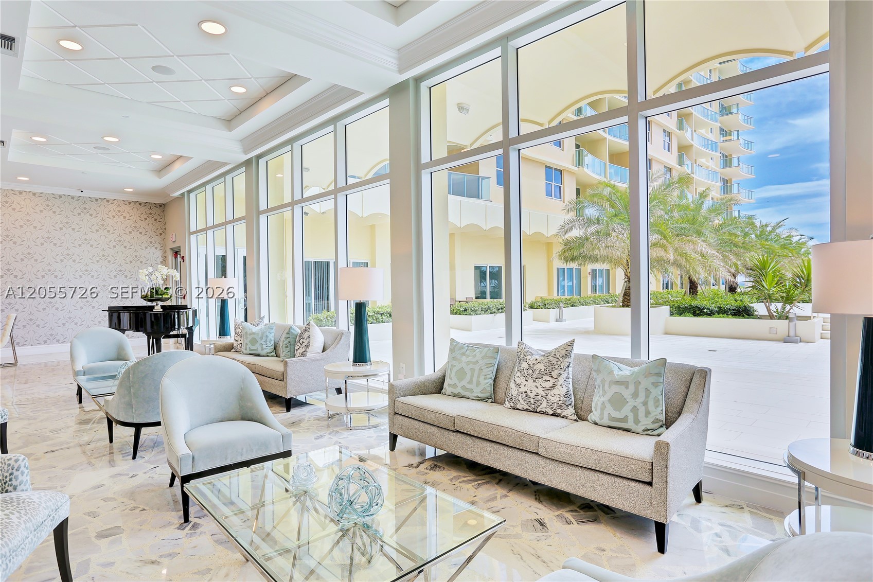 WAVE CONDO - Residential
