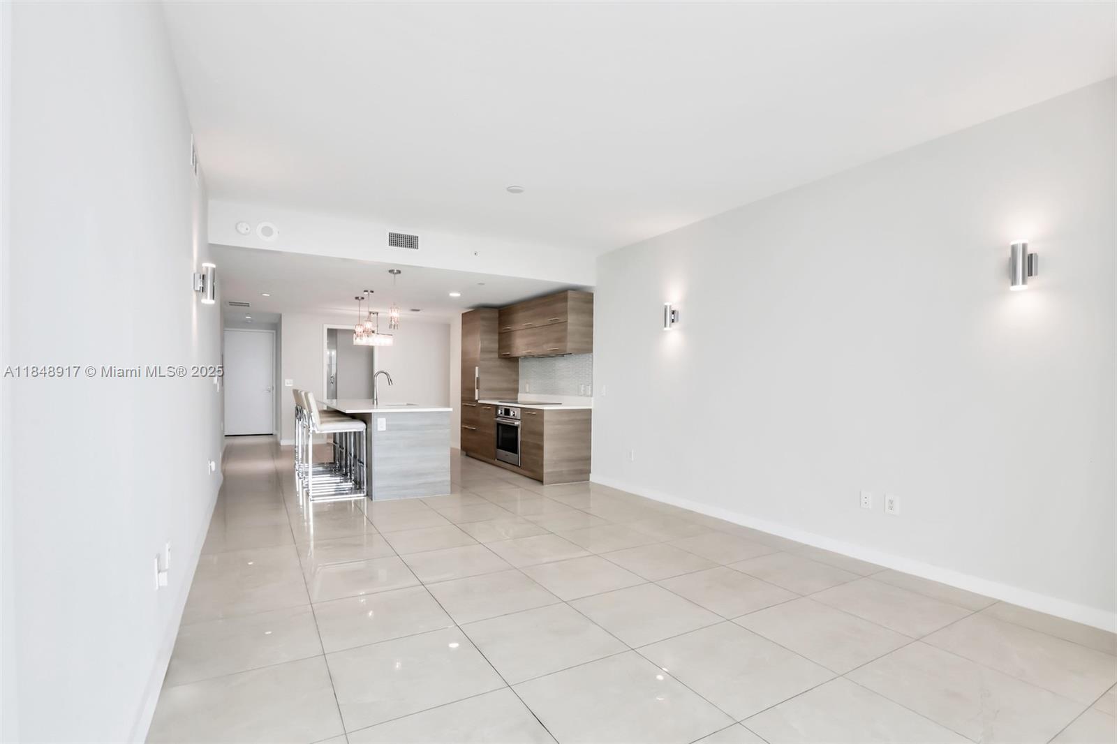PARAISO BAY CONDO - Residential Lease