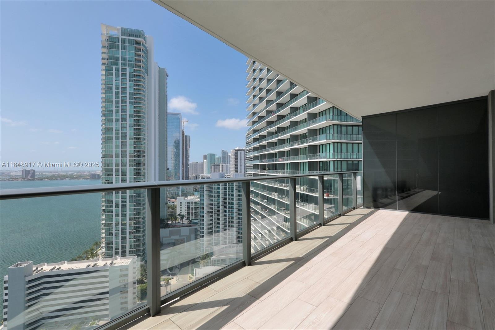 PARAISO BAY CONDO - Residential Lease