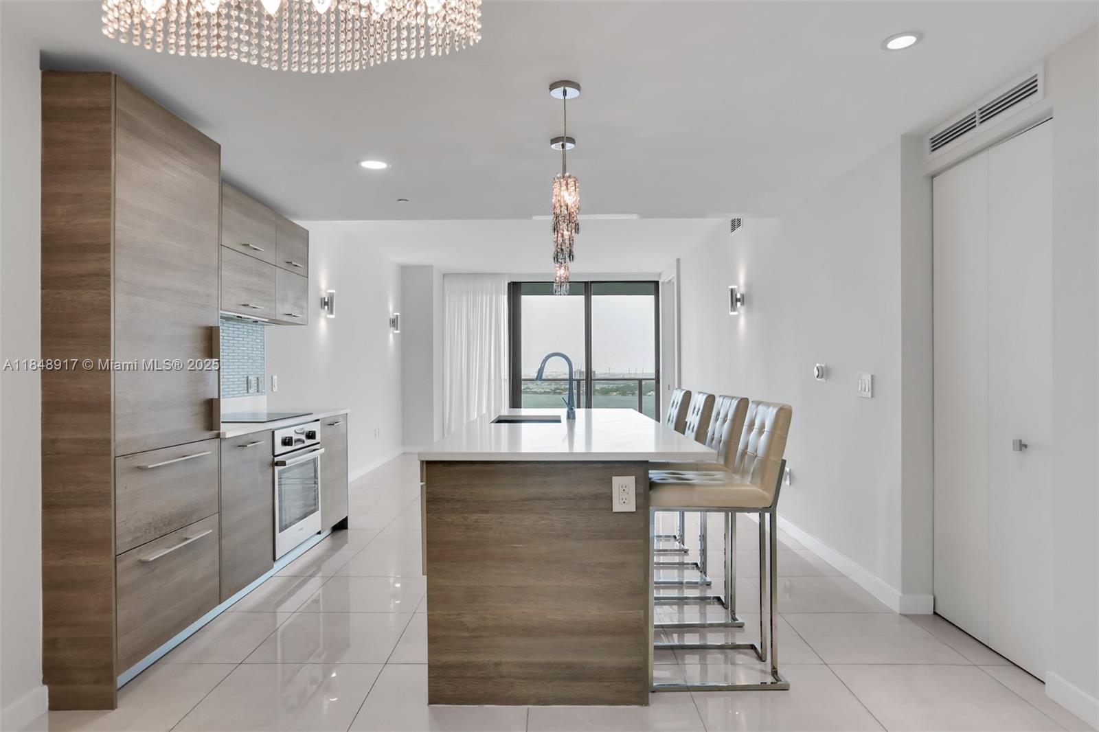PARAISO BAY CONDO - Residential Lease