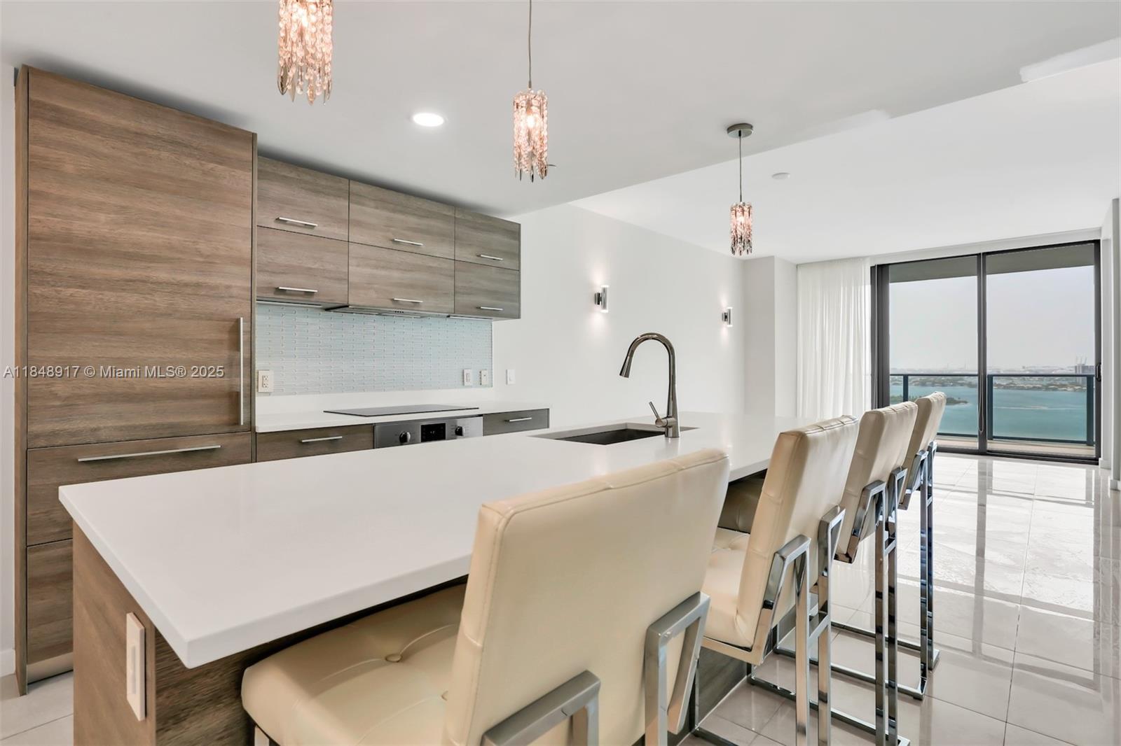 PARAISO BAY CONDO - Residential Lease