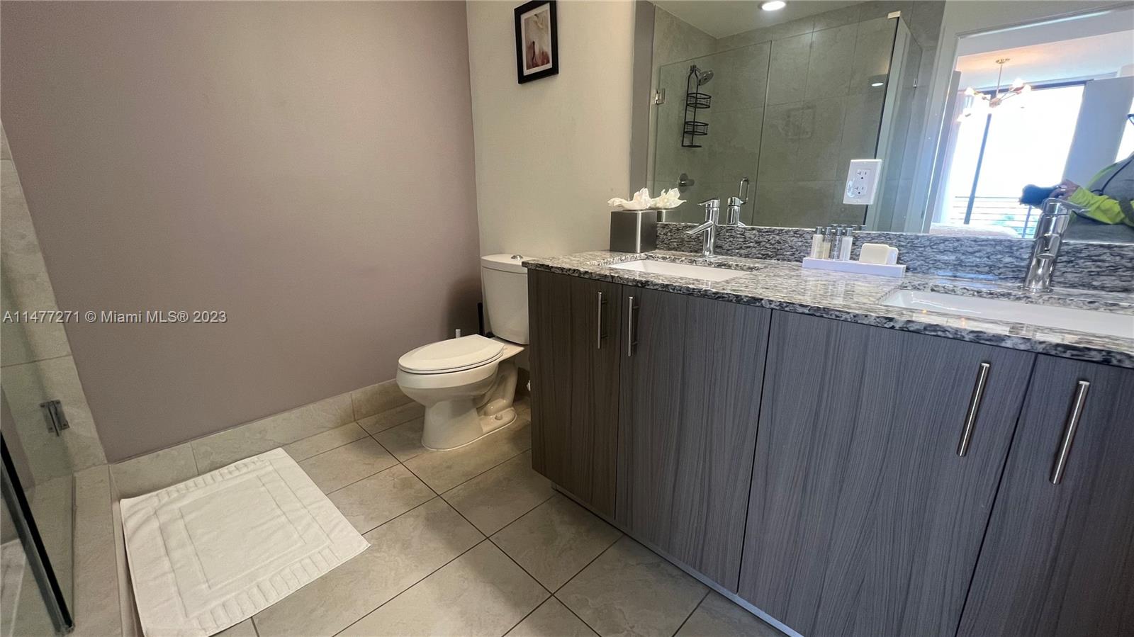 5350 PARK CONDO - Residential Lease