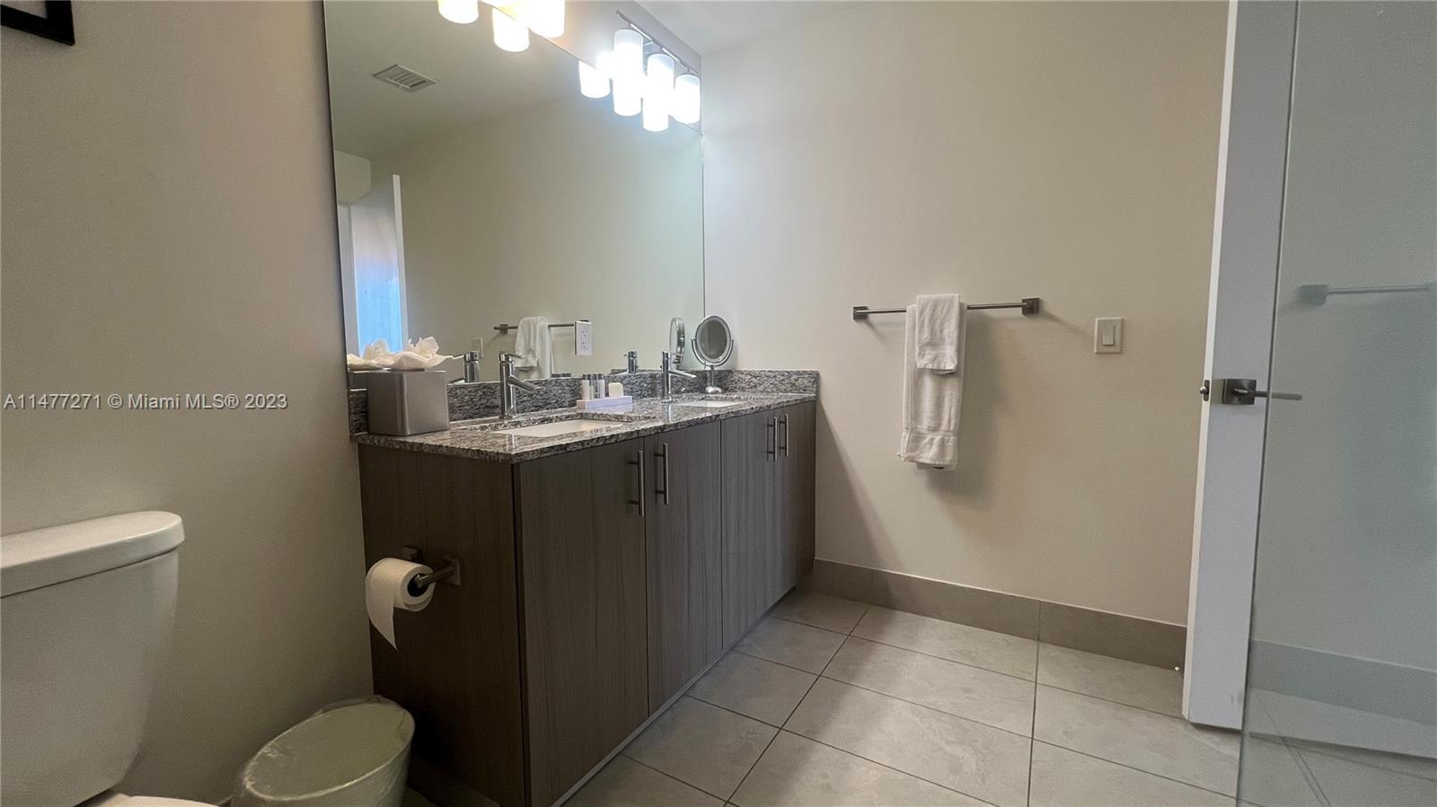 5350 PARK CONDO - Residential Lease