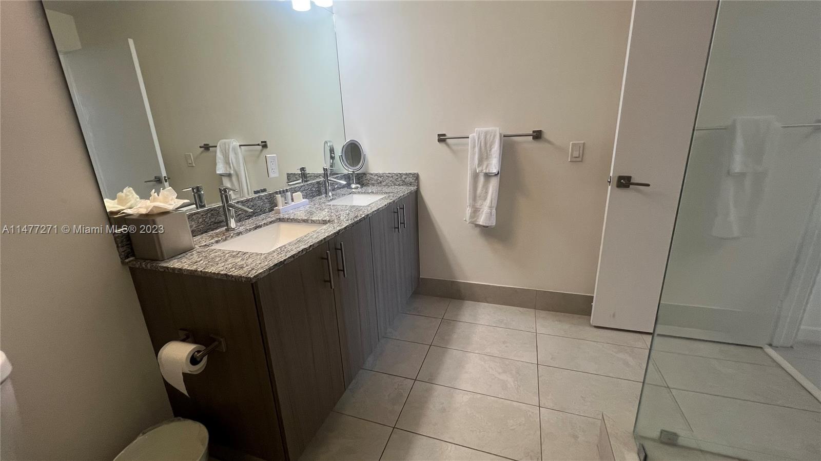 5350 PARK CONDO - Residential Lease