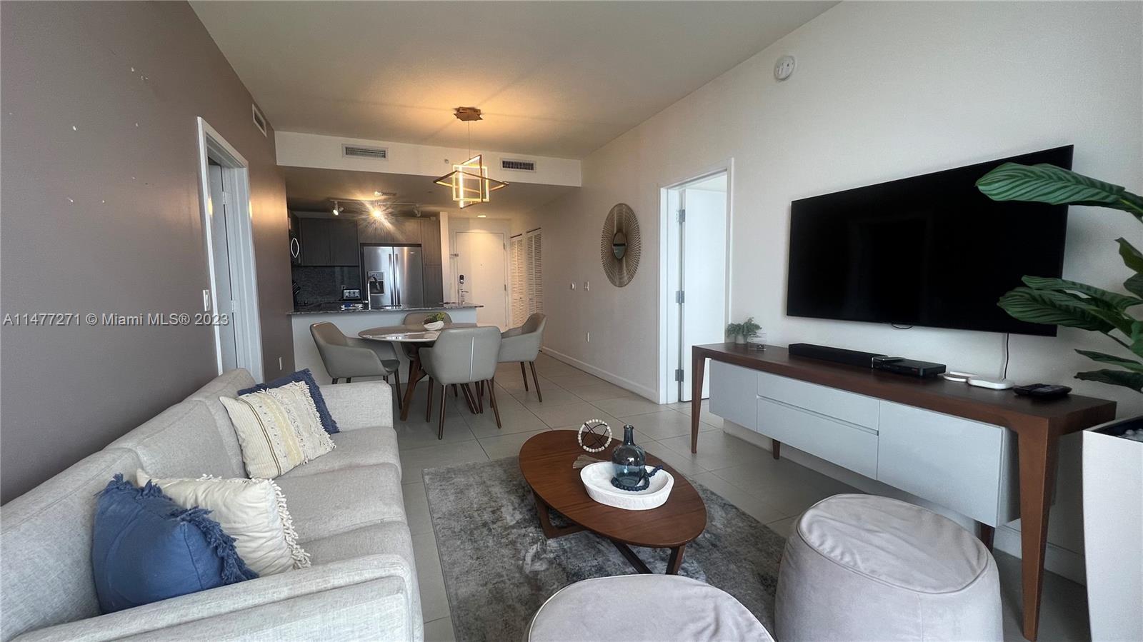 5350 PARK CONDO - Residential Lease